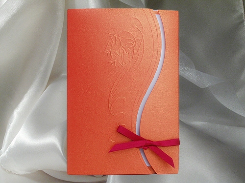 Einladungskarte mit Maiglöckchen in orange